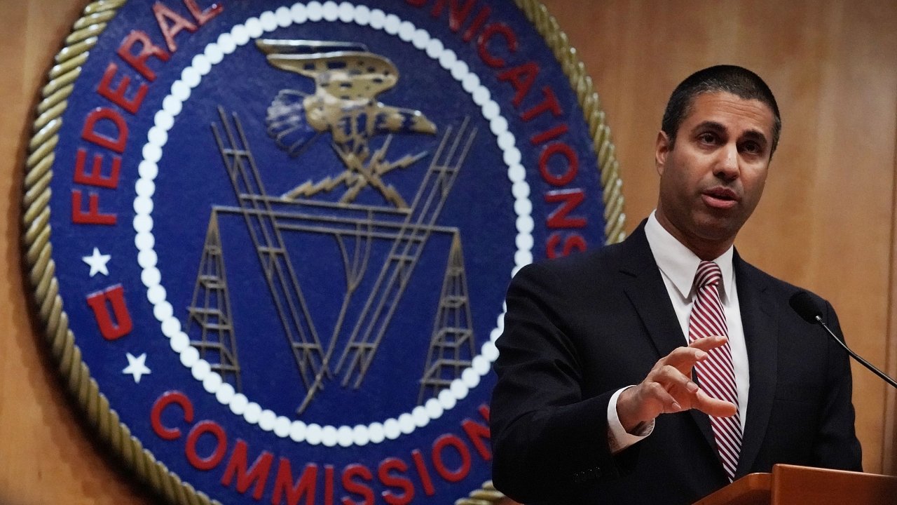 Proposed Text Message Rules Echo The Fight Over Net Neutrality