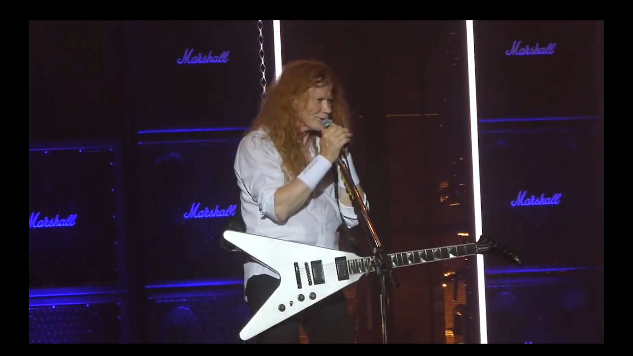 Dave Mustaine of Megadeth calling out medical tyranny in concert on Wednesday