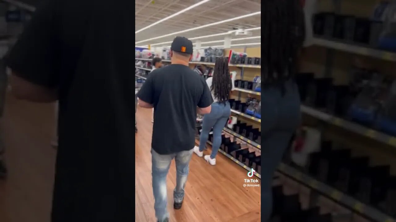 Asking to take picture with random people