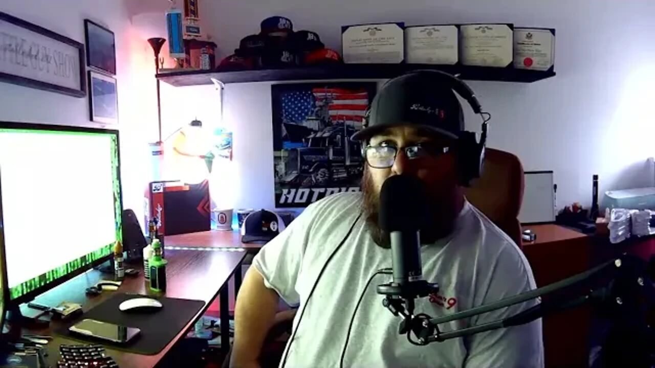 Late Night Show With The Little Guy