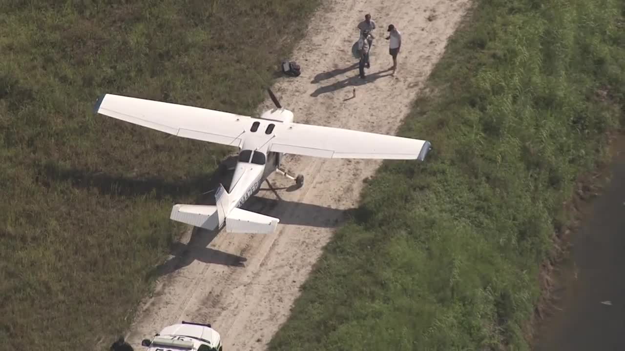 Chopper video of plane hard landing in Loxahatchee