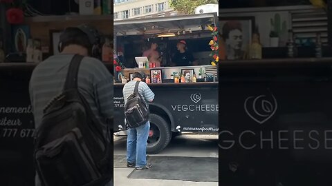 Montréal food truck like #viralvideo