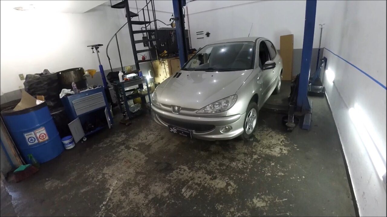 Peugeot 206 1.6 16v 2007 Limpeza de arrefecimento, troca correia dentada, fluido de freio e mais