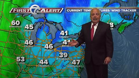 7 First Alert Forecast 11pm Sunday 4/29