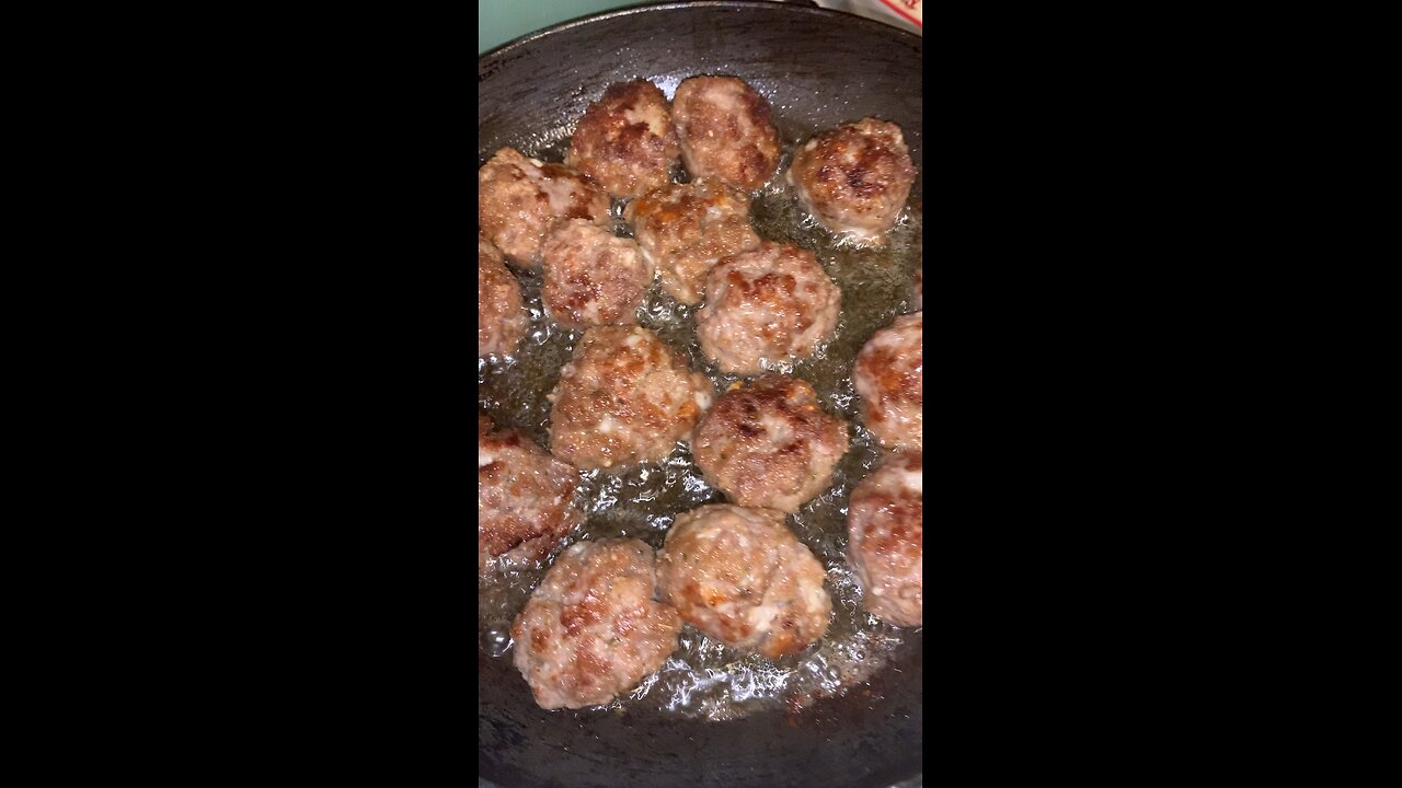 Lentils soup plus meatballs