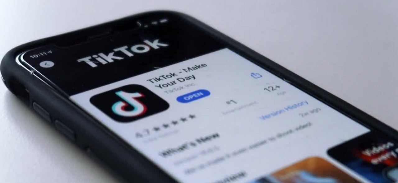 CEO of TikTok leaves company