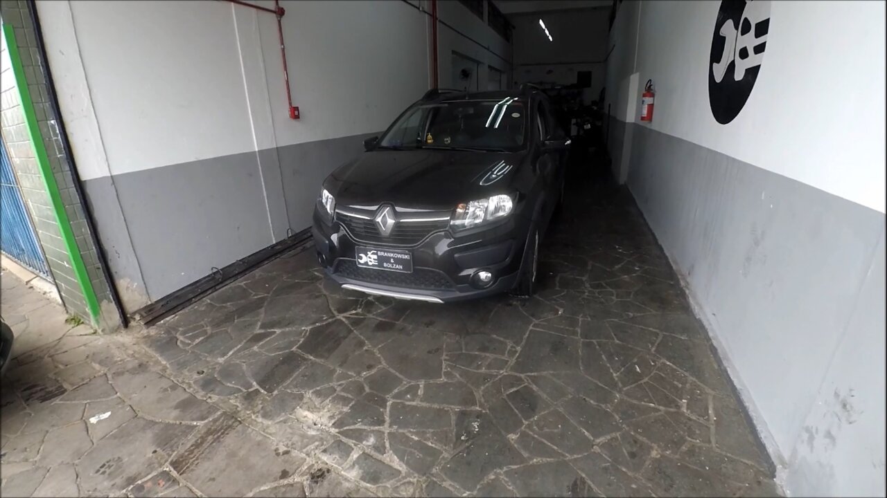 Renault Sandero 1.6 8v 2017 troca de correias, velas, cabos, filtro combustível e erro na injeção