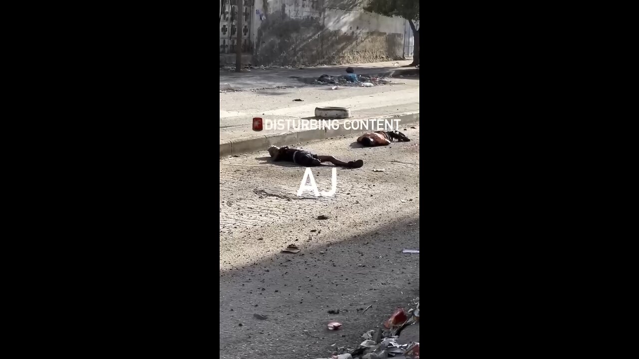 Aftermath after an Israeli air strike