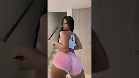 🍑 Sexy Bubble Butt... 🤩😍 #shorts #shortsvideo #shortsfeed