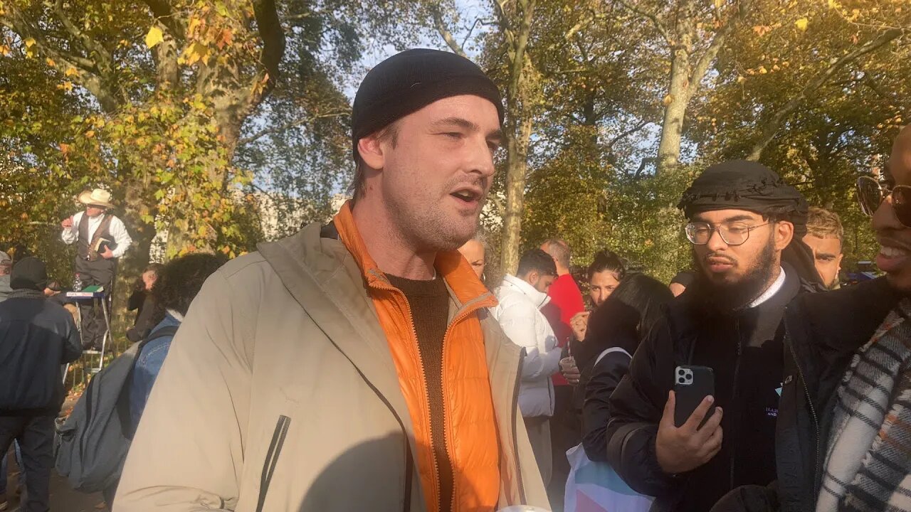 Live stream! Racist person gets busted!