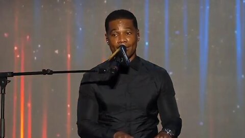 Kirk Franklin "Something About the Name Jesus" Medley UNBELIEVABLE