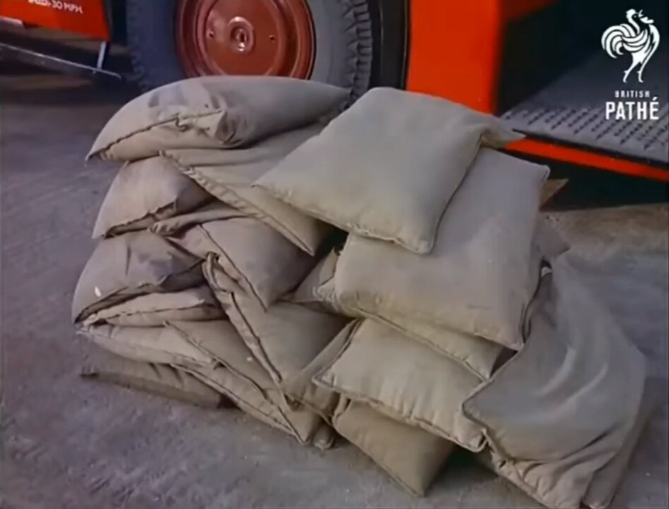 Bus safety test(1957)
