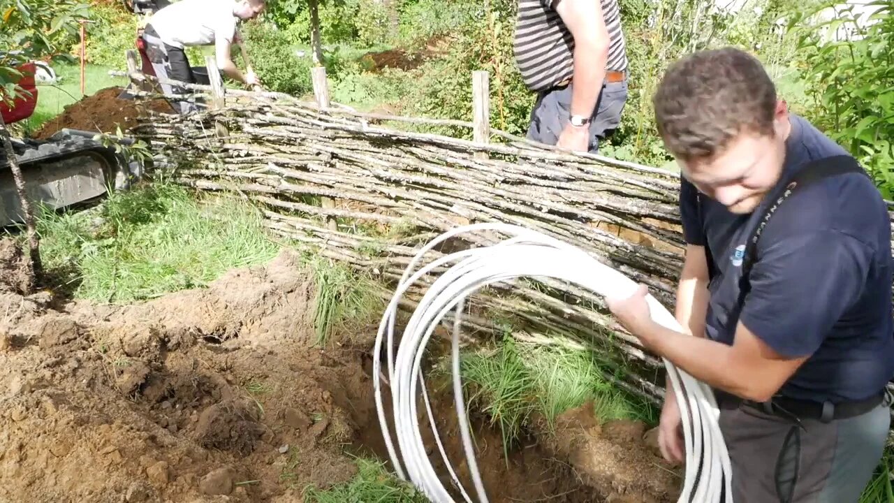 Fiber Optic Internet Coming To The Middle Of Nowhere...