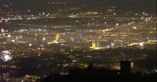 I fuochi d'artificio di Zagabria visti dall'alto