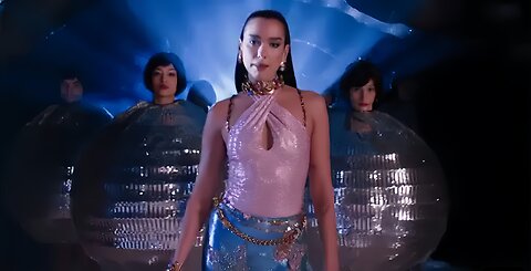 Dua_Lipa_-_Levitating_Featuring_DaBaby_(Official_Music_Video)(