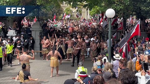 Más de 42.000 personas participan en una protesta histórica en Nuevza Zelanda por los maoríes