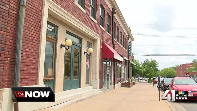 Lawrence considering wage registry for businesses