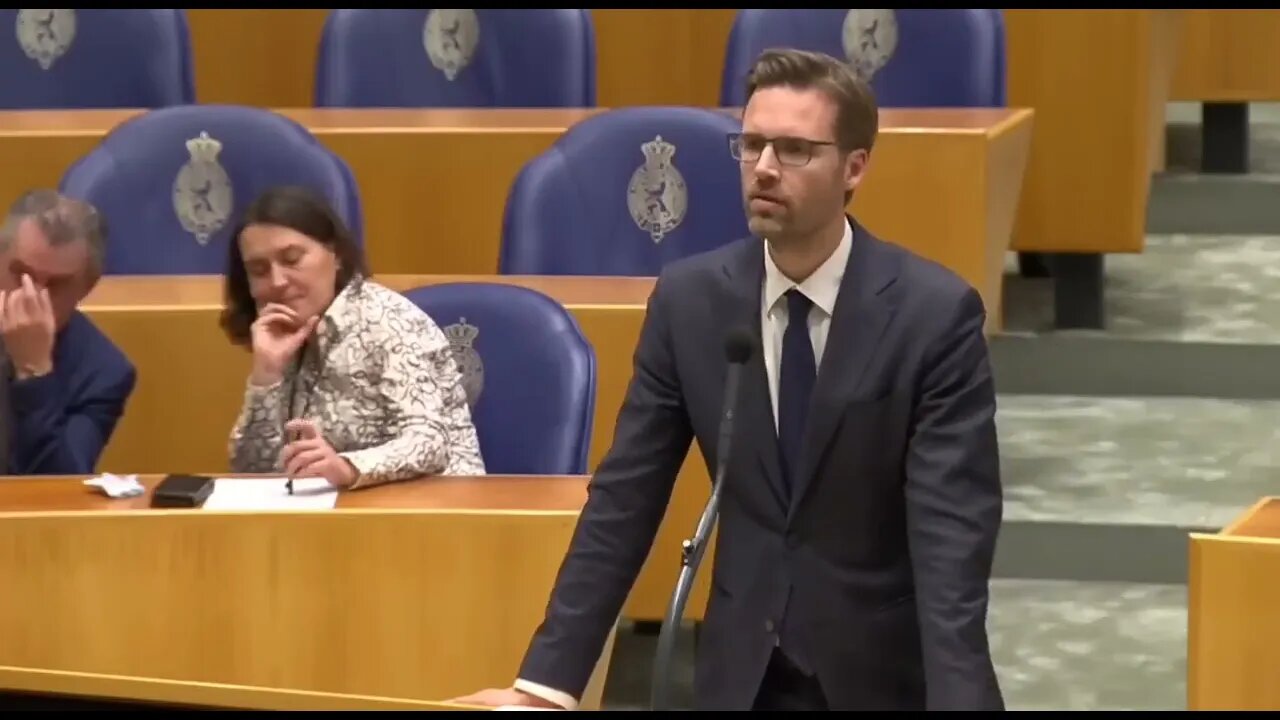 De Roon PVV pakt OORLOGSHITSER Sjoerdsma aan! 'Het is NIET onze oorlog!'