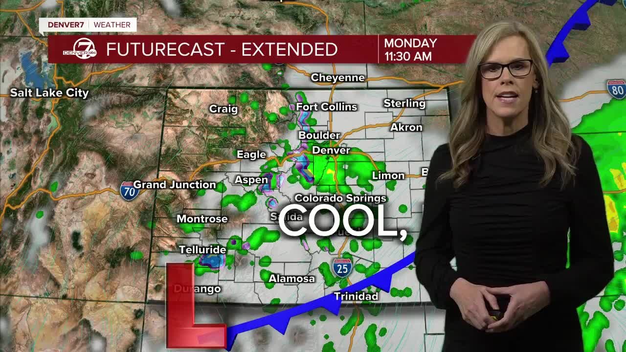 Sunday evening forecast: rain continues
