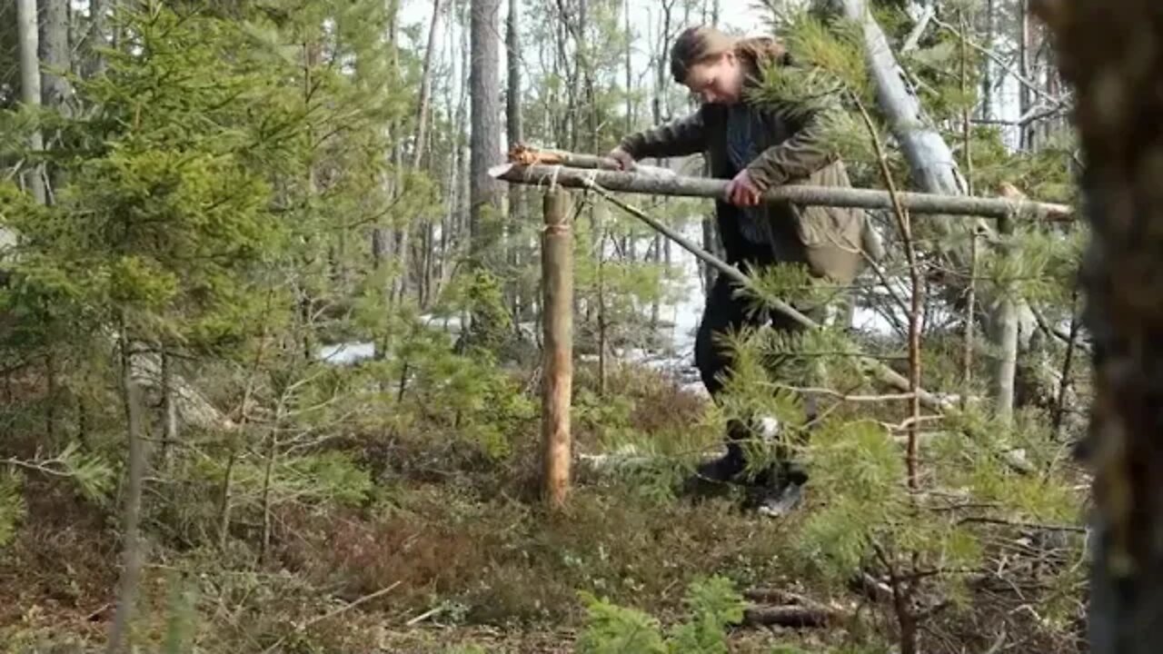 13 +++ Caught in a Storm! 3 Day Solo Bushcraft Building Shelter & Camping in Heavy Rain