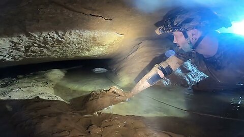 200ft Flooded Worm Tube In Pettyjohn Cave