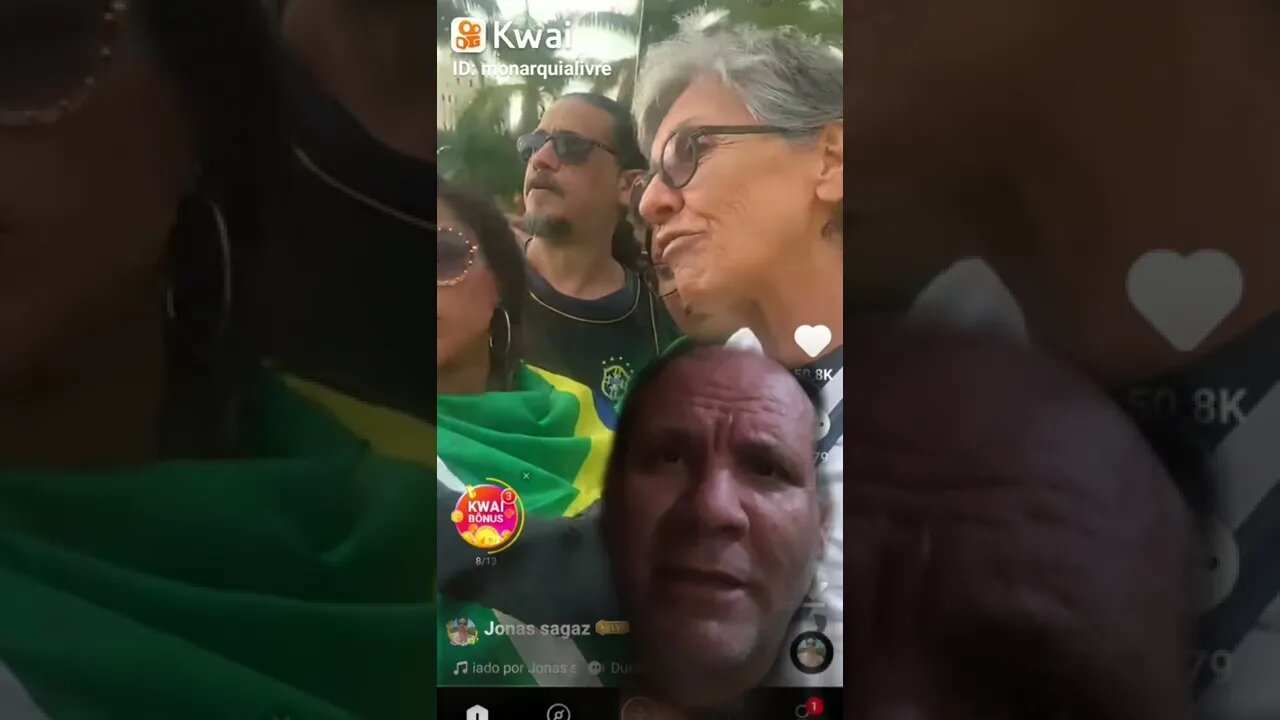 Cassia Kis falou de Bolsonaro nas manifestações da resistencia civil