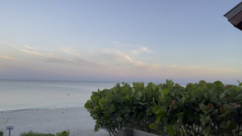 Sunrise at Barefoot & Bonita Beach (Widescreen) 4K