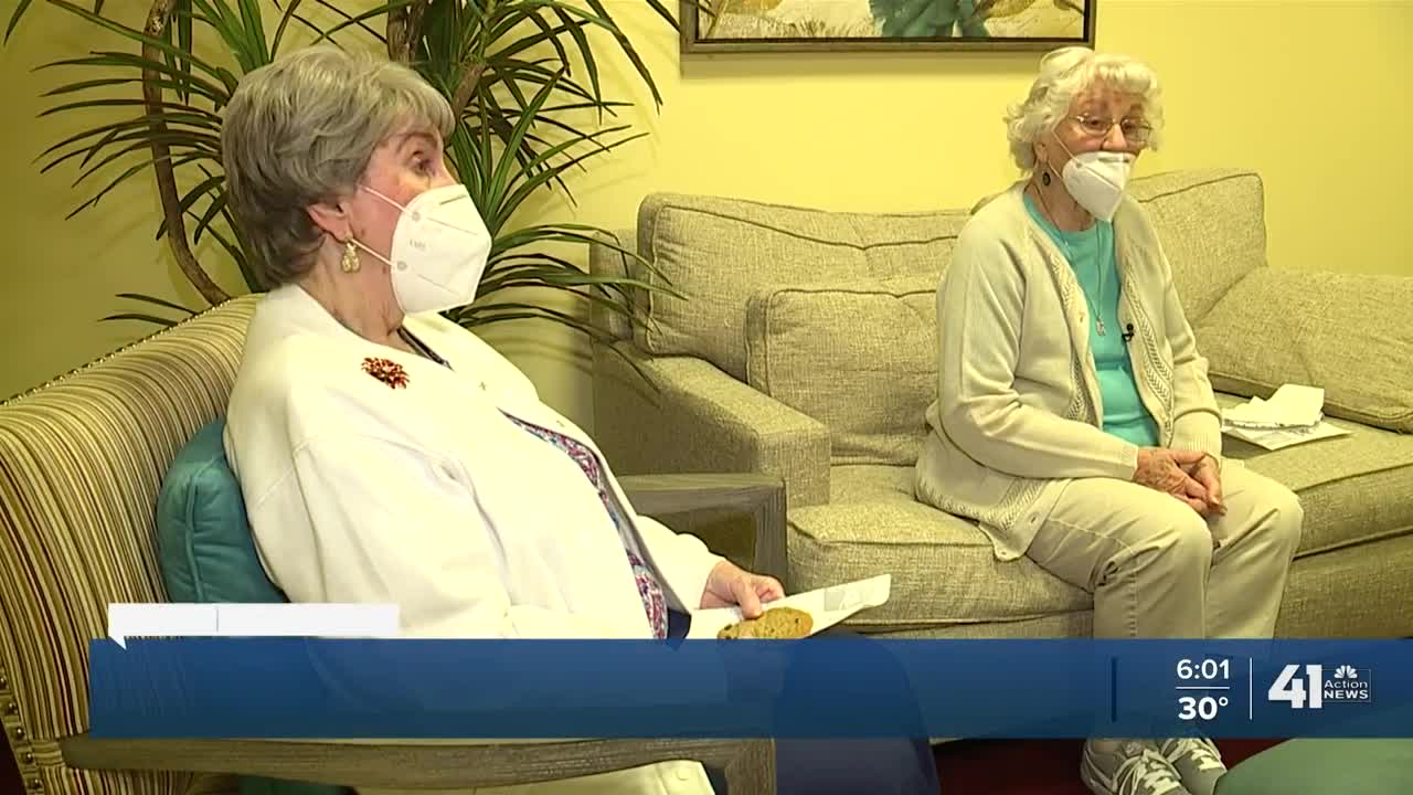 Olathe senior living facility vaccinates all residents