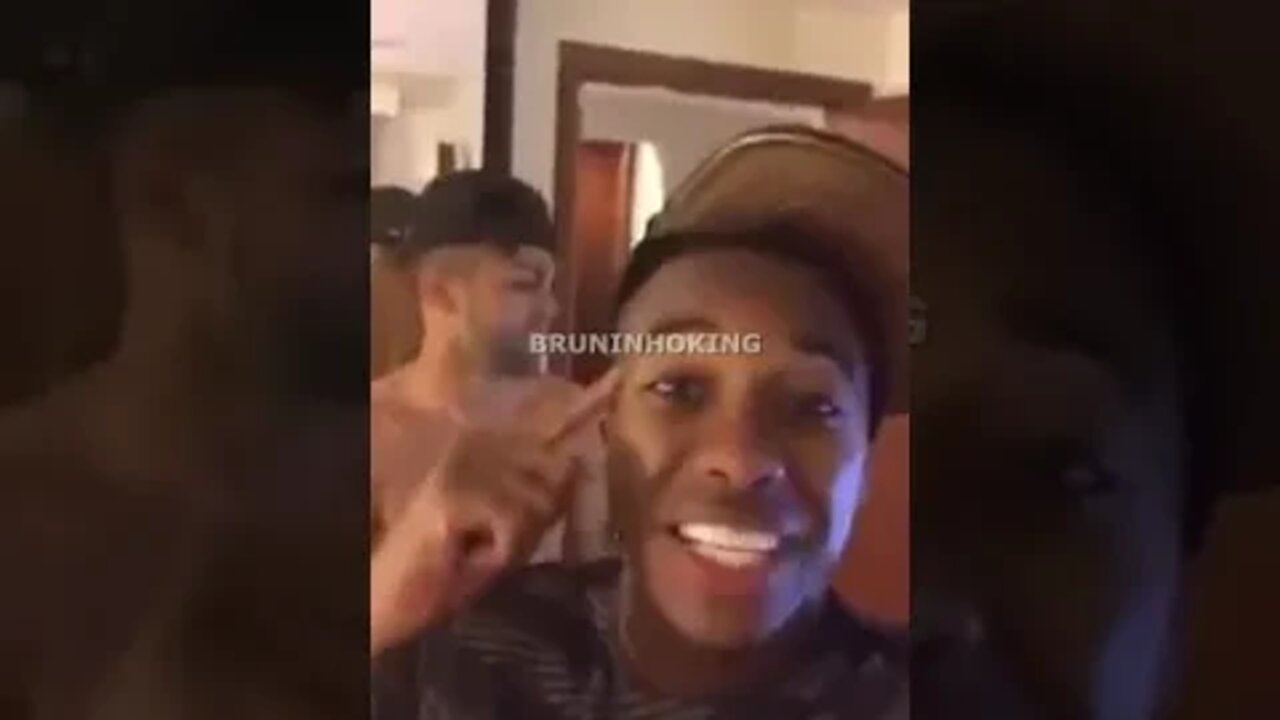 ROBINHO E GABIGOL OUVINDO RACIONAIS #shorts #short #shortsvideo