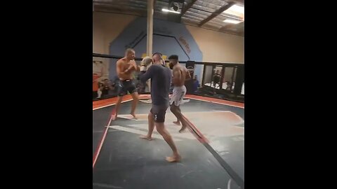 Sean Strickland 2vs1 spar