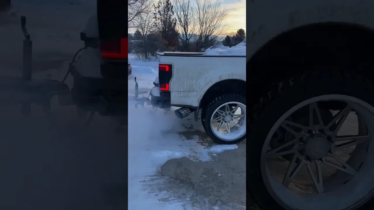 Angry 6.7 Powerstroke Idle 5” Exhaust In -24 Degree Weather