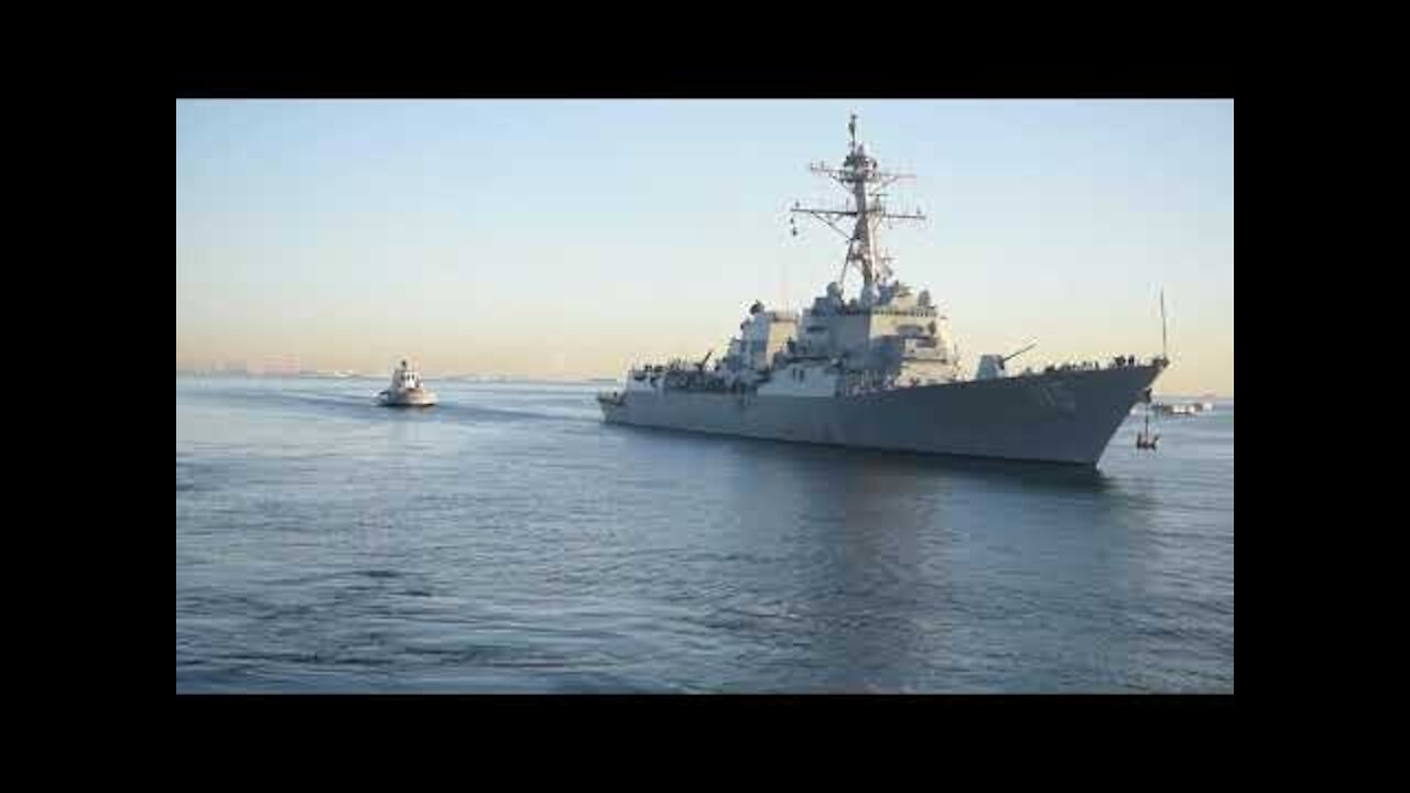 USS Rafael Peralta (DDG 115) arrives at Fleet Activities Yokosuka