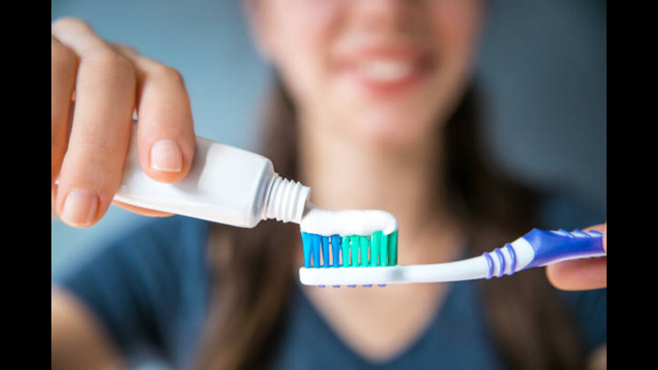 How To Brush Your Teeth