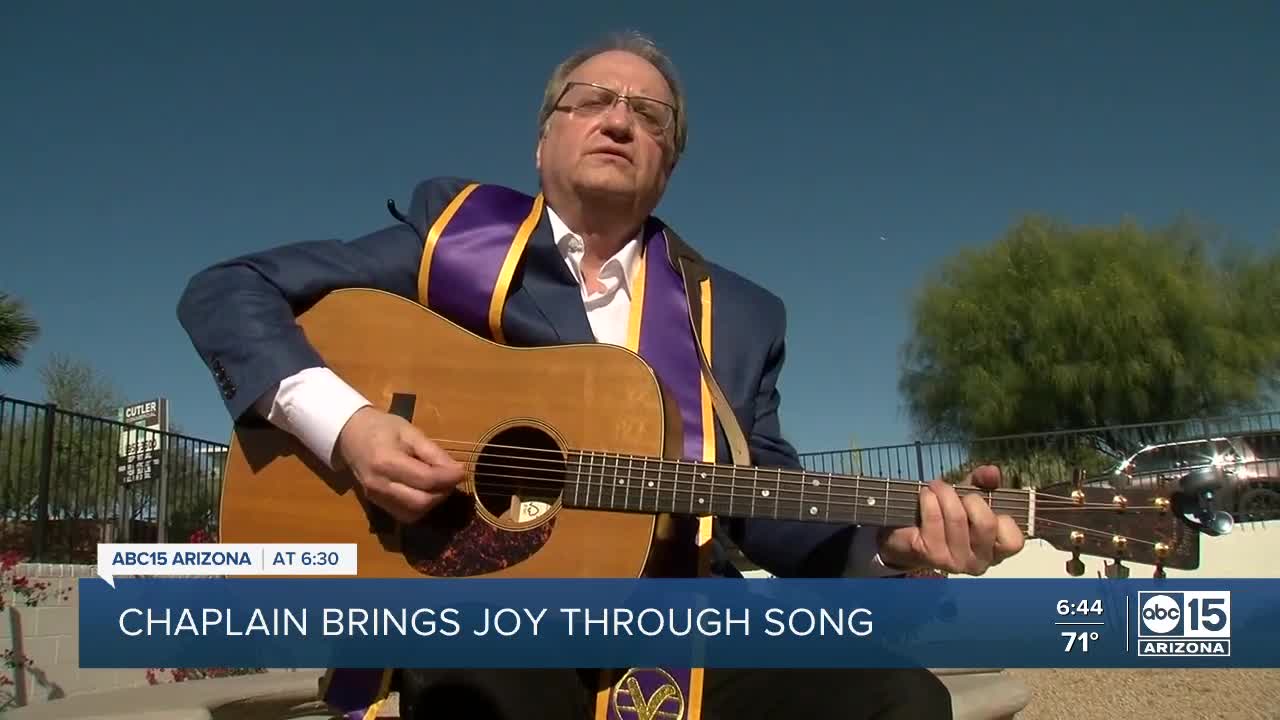 Valley minister brings joy through song