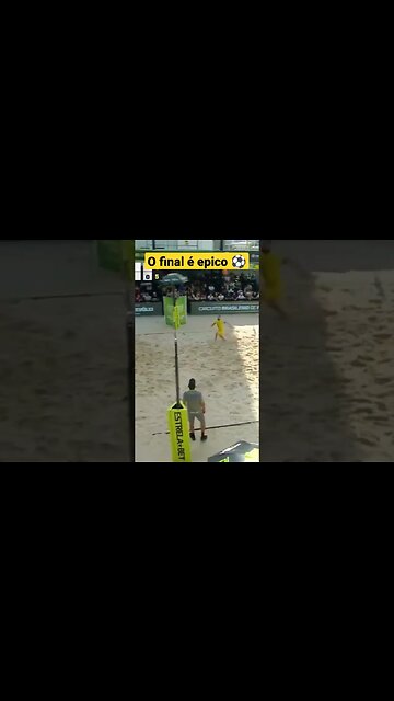 Ronaldinho tirando onda no futevôlei ⚽🧙