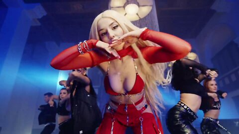 Ava Max - My Head & My Heart