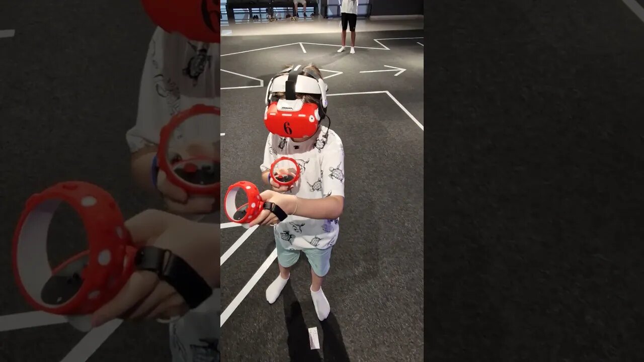 tiktok:unreal.md 🎮👾🕹️ #vr #vrclub #virtualreality #unrealvr #moldova #chisinau #vrarena 🖤 @unrealmd