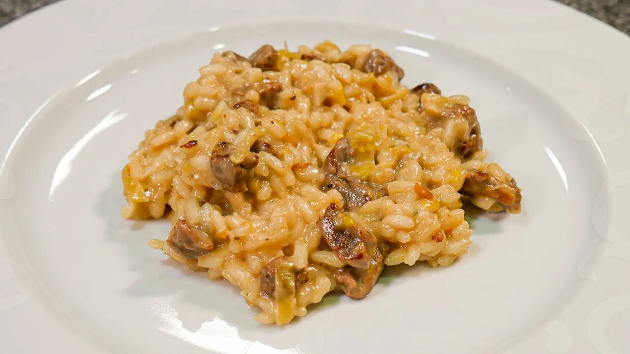 THE BEST NIGHT DINNER RECIPE! (SUPER EASY) A rissoto for dinner with meat and gorgonzola