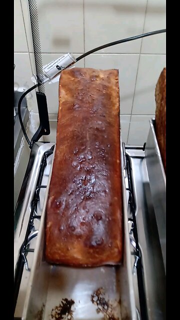 bread, cake, pie, pizza,