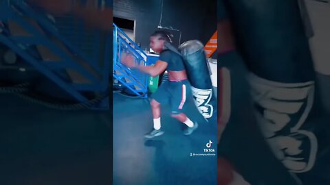 Love to all who’ve rocked with me thus far 👑