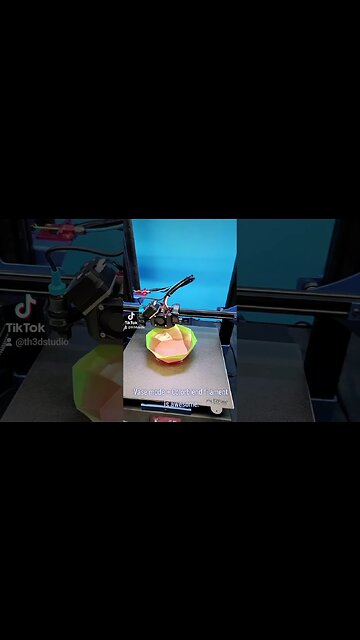 Vase mode + Colorblend filament is awesome. #3dprinting #filament #vasemode #shorts