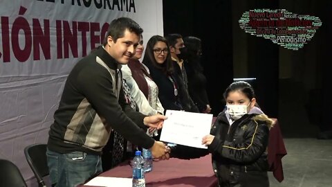 Refuerzan aprendizaje niños y niñas con programa de educación integral