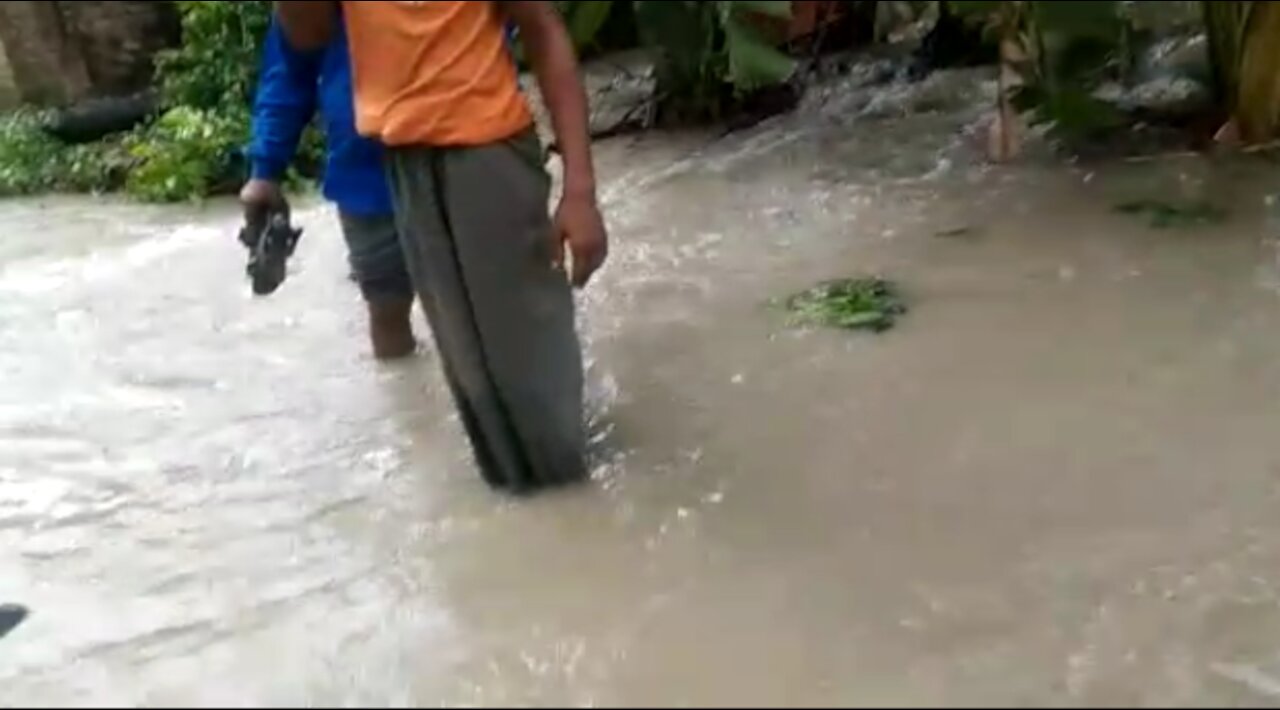 Flood In Indian Village | Indian Village River Flood