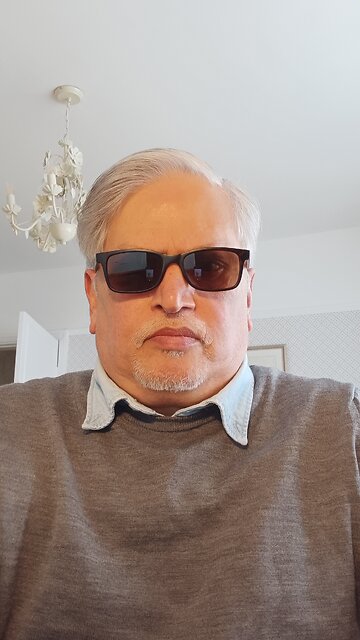 Mr Khan Playing Hohner Harmonica Special 20