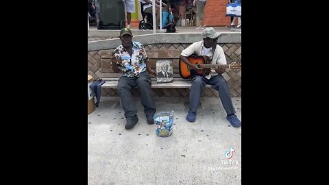 MEN ON THE ISLAND BAHAMAS🏝️🪇🌎🎸🎧📸SINGS VICTORY SONG TO PRESIDENT TRUMP🕺🎸💫