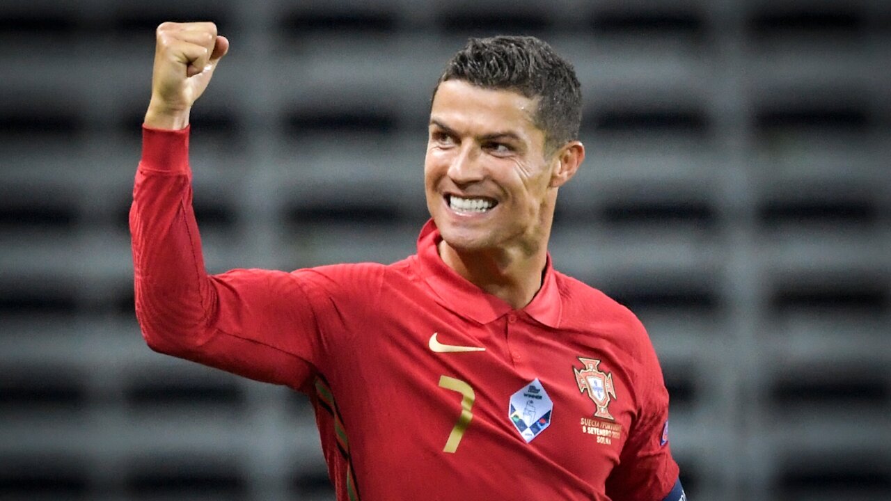 Cristiano Ronaldo the king of football.