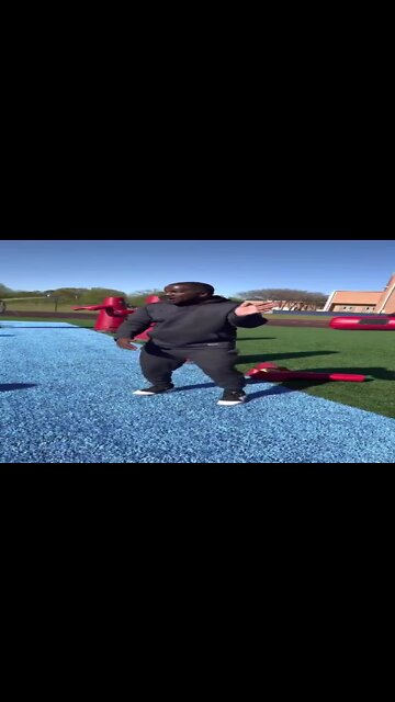 Watch The New Football Technique: The Will Smith