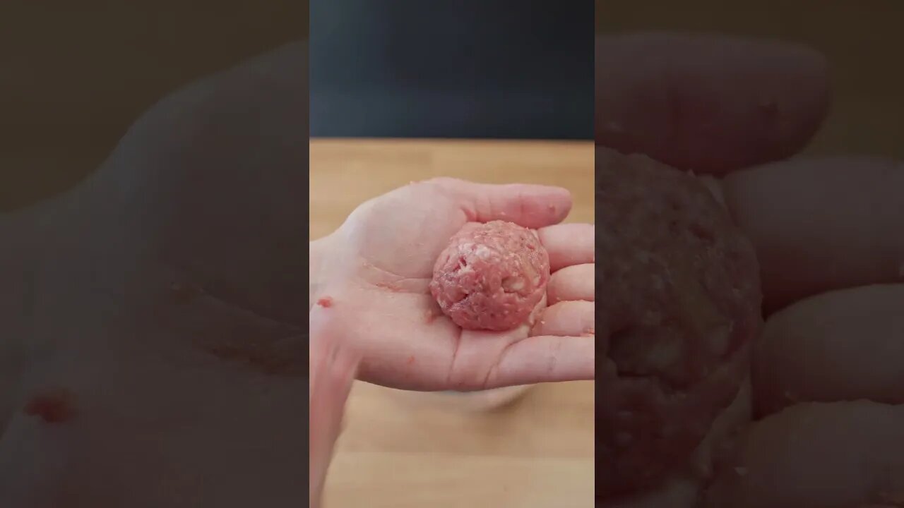 Air Fryer Meatball Burger Recipe: Crispy, Juicy, and So Easy! #shorts #burger #meatballs #airfryer