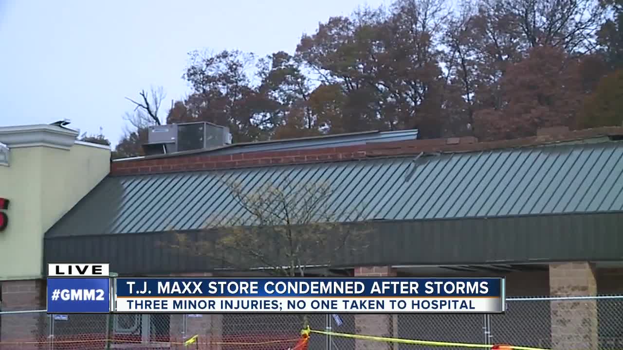 Gushing winds cause building collapse in Mt.Airy