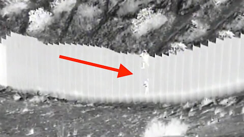 Content Warning: Children dropped by smugglers from top of border barrier in shocking video